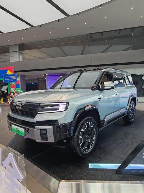 深圳145比亚迪方程豹硬派越野的爆款，英菲尼迪35周年与你共成长